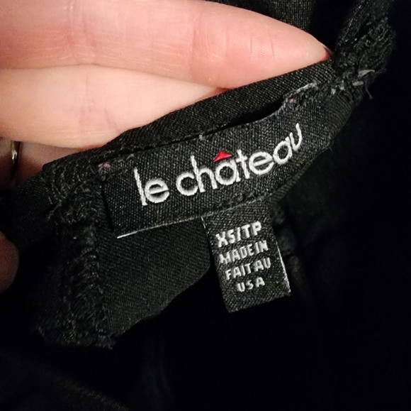 Le chateau, Size Extra Small, Black - Picture 2 of 3